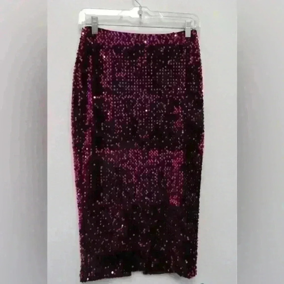 Michael Costello x Revolve fuchsia sequined pencil skirt. - Picture 3 of 5